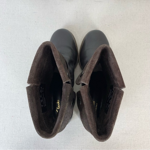 Clarks~NWT~Women’s “Volara Sky” Dark Brown Fold-Over Leather Moto‎ Boot~Sz 8.5 - Picture 8 of 13